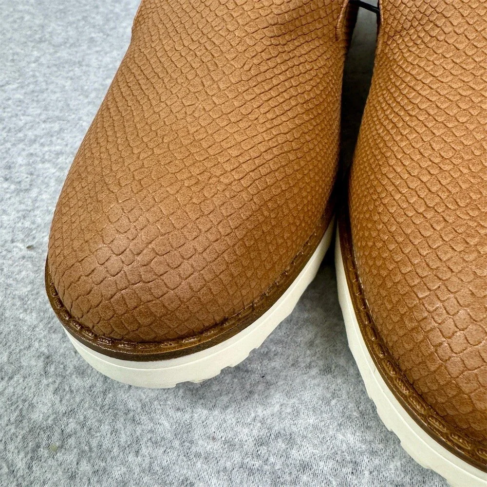 Aldo Womens Loafer Comfort Flats Brown Embossed Slip On Size 11